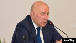 E.Rüstəmov